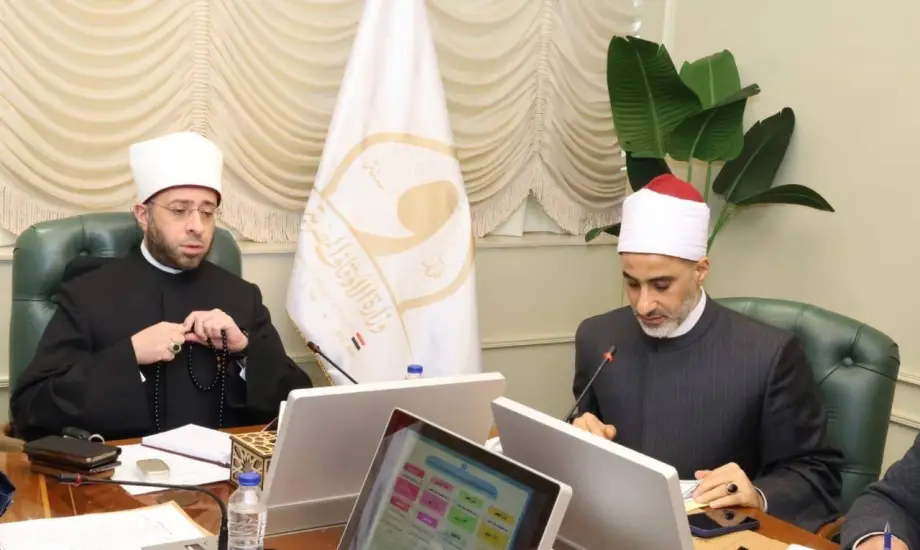 ضوابط التراويح والاعتكاف والتهجد.. وزير الأوقاف يبحث استعدادات شهر رمضان