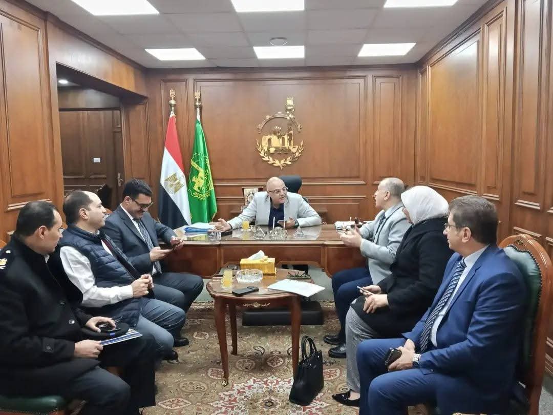 رئيس شركة مياه القليوبية يستعرض جهود التعامل مع إرتفاع منسوب المياه الجوفية بالمريج والغريري
