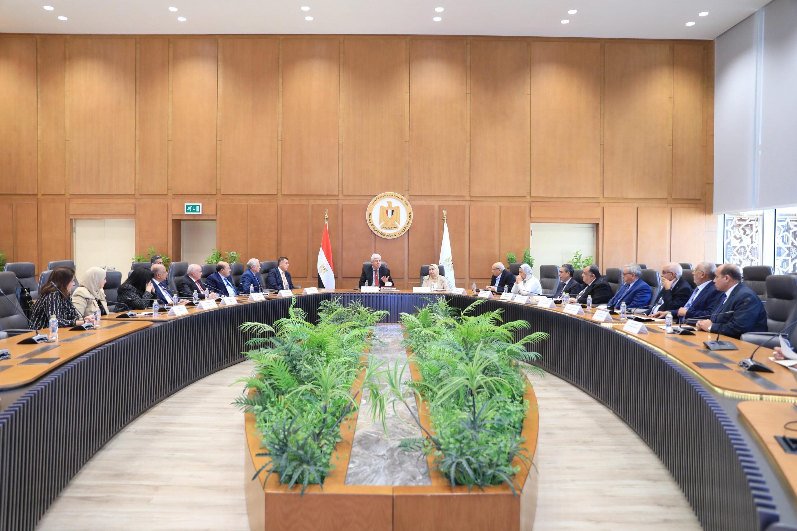 توقيع اتفاقية بين المعهد التكنولوجي العالي للعلوم المالية والإدارية بسوهاج ومعهد سانت بطرسبرغ بروسيا