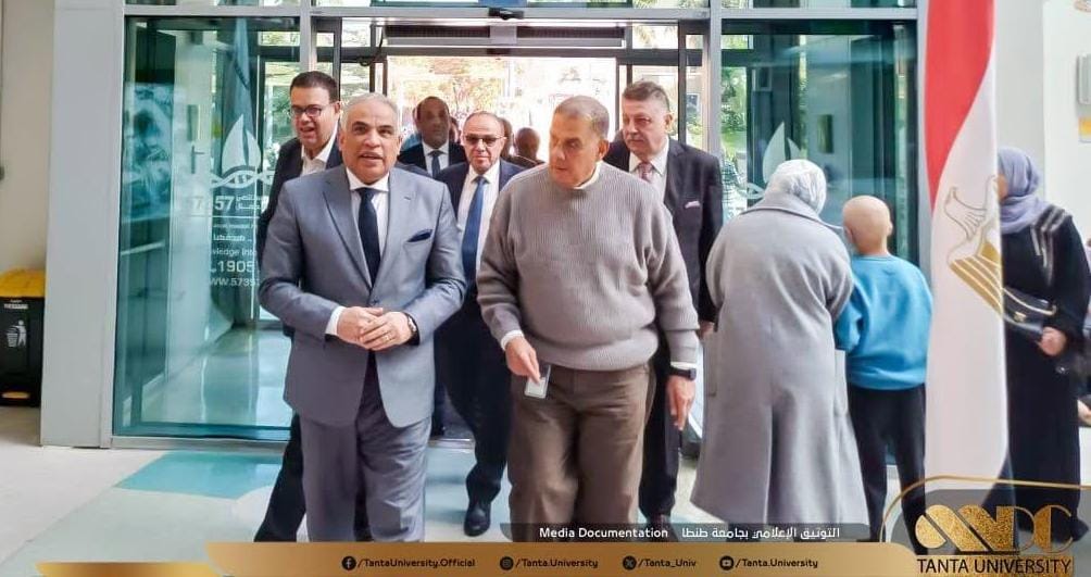 رئيس جامعة طنطا يترأس وفداً طبياً في زيارة تنسيقية لمستشفى "57357"