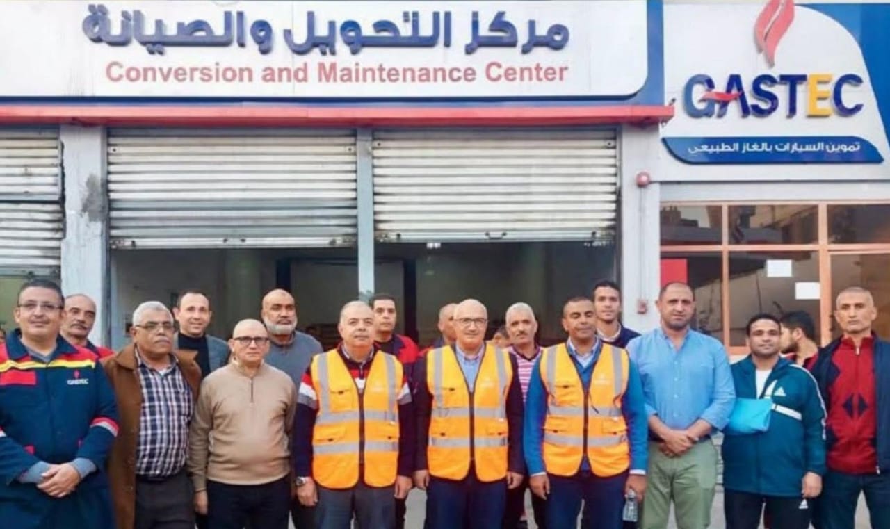 "إيجاس" تتابع تطبيق منظومة السلامة بمحطات تموين السيارات بالغاز الطبيعي