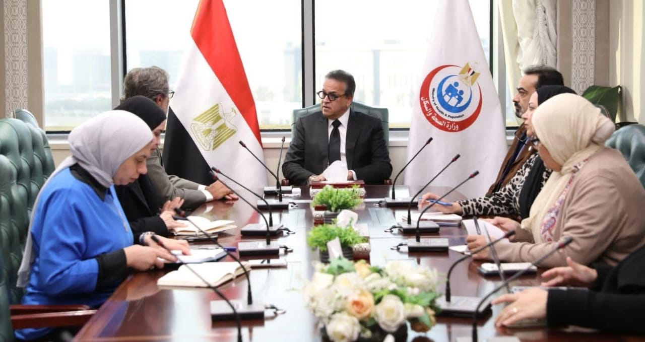 وزير الصحة يستقبل ممثل شركة مالتي كير فارما.. تفاصيل
