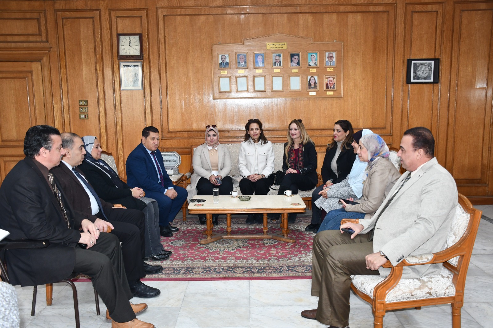 جامعة العاصمة تستضيف وفد مشروع الماجستير الدولي في التكنولوجيا المالية
