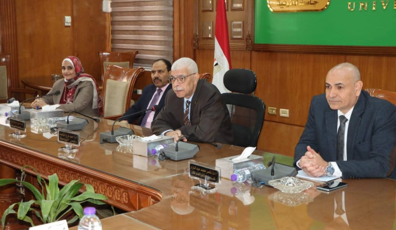رئيس جامعة المنوفية: ربط البحث العلمي بالصناعة أولوية استراتيجية لدعم التنمية والاقتصاد الوطني