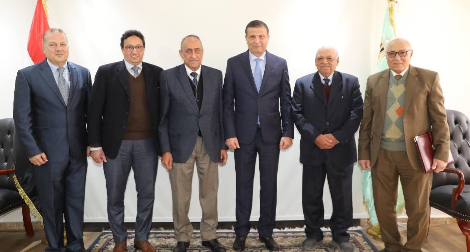وزير الزراعة يستقبل مجلس إدارة "فلاحة البساتين" ويبحث سبل تعزيز التعاون المشترك