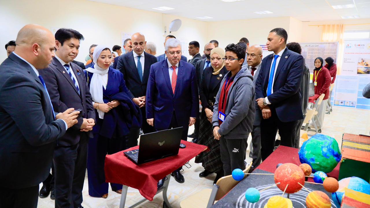 وزيرا التعليم العالي والتربية والتعليم يستقبلان وزير التعليم الياباني بمعهد الكوزن