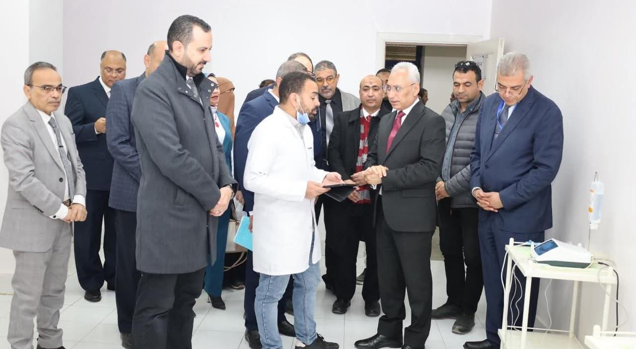 رئيس جامعة المنيا يفتتح المرحلة الأولى من التطوير الشامل لمستشفى كلية طب الأسنان