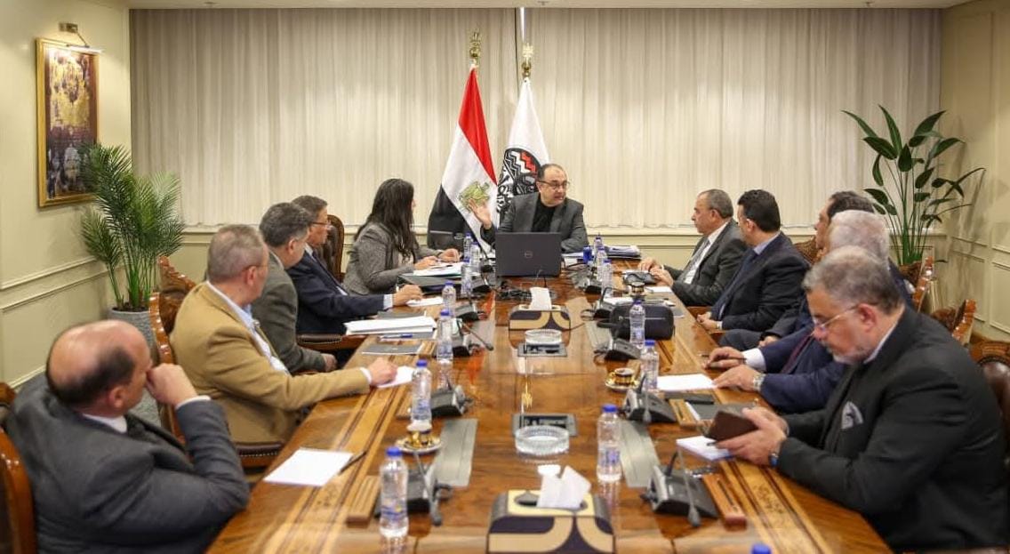 وزير قطاع الأعمال: الوزارة تتبنى سياسة الانفتاح والاستعداد الكامل للشراكة مع القطاع الخاص