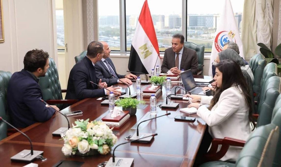 وزير الصحة يتابع مع شركة "INCOME" تنفيذ مشروع مدينة العاصمة الطبية