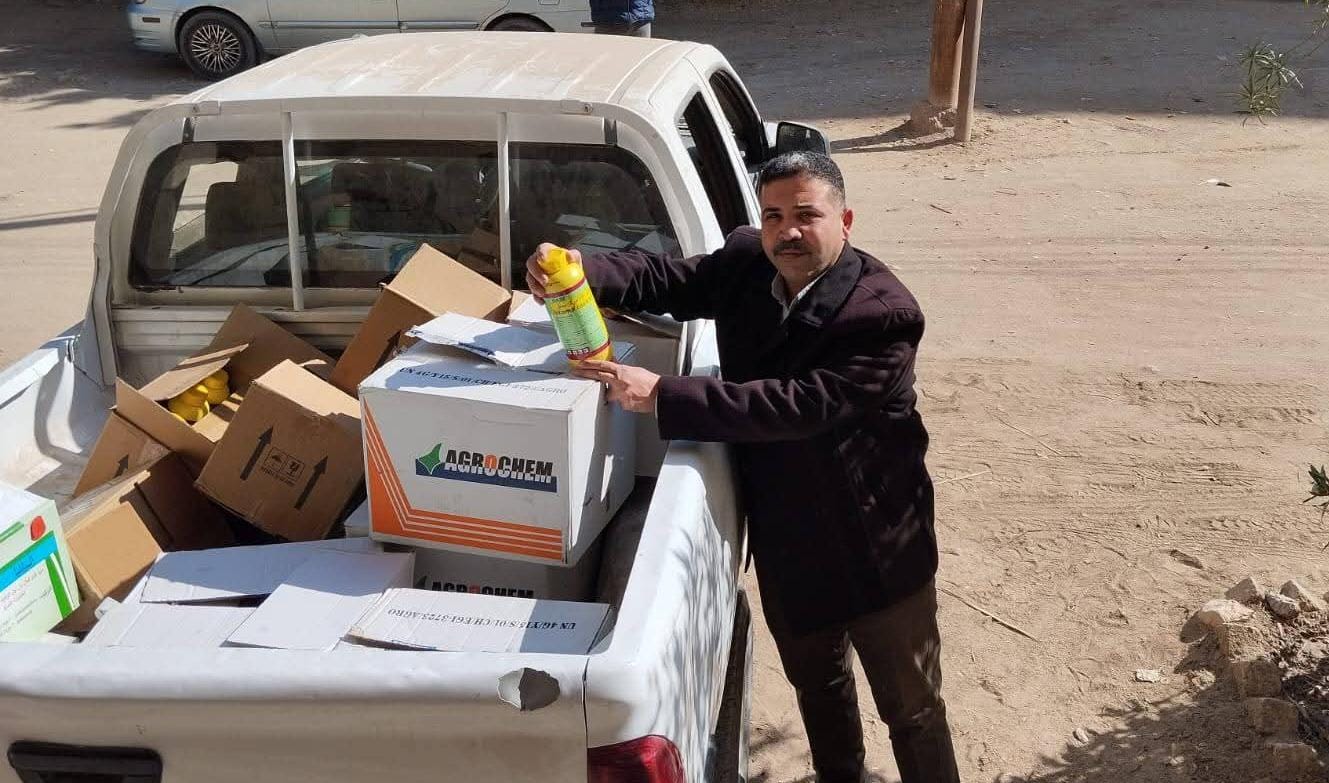 محافظ أسيوط: ضبط سيارة نصف نقل محملة بمبيدات مغشوشة