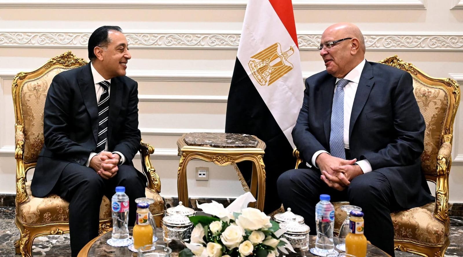 رئيس الوزراء يهنئ المستشار هشام بدوي رئيس مجلس النواب بتولي مهام منصبه