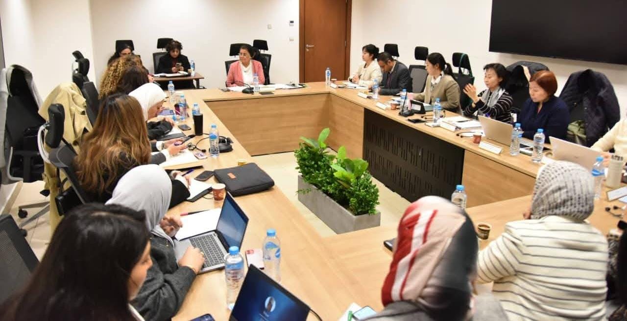 تطوير المرحلة الثانية من مشروع «مركز الخدمة المجمعة» لدعم النساء والفتيات