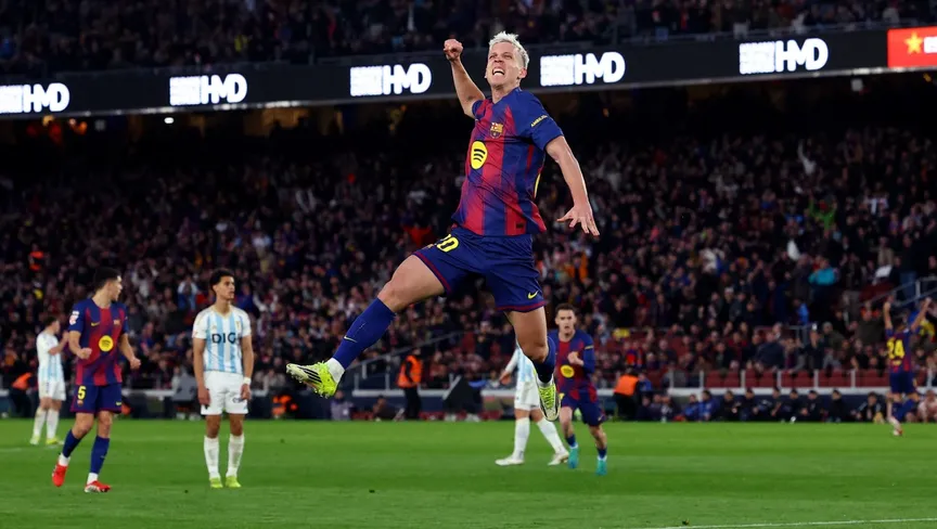 بقيادة أولمو.. برشلونة يهزم أوفييدو بثلاثية ويستعيد صدارة الليجا من ريال مدريد
