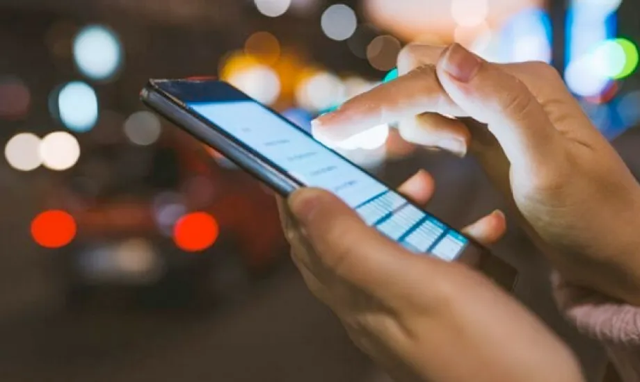 خطورة تطبيقات مشاهدة القنوات المجانية على الموبايل