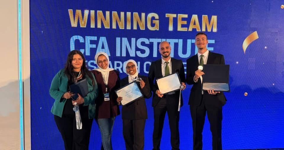 طلاب تكنولوجيا الإدارة بالجامعة الألمانية يحصدون المركز الثاني في مسابقة CFA المحلية