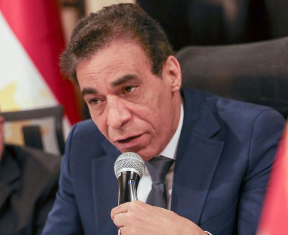 تهئنة قلبية : سعادة السفير/ حداد الجوهرى "عيد ميلاد سعيد"