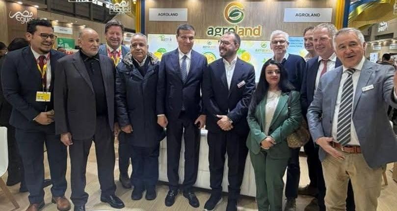 وزير الزراعة يبحث في "برلين" تعزيز التعاون مع كبرى الشركات الهولندية