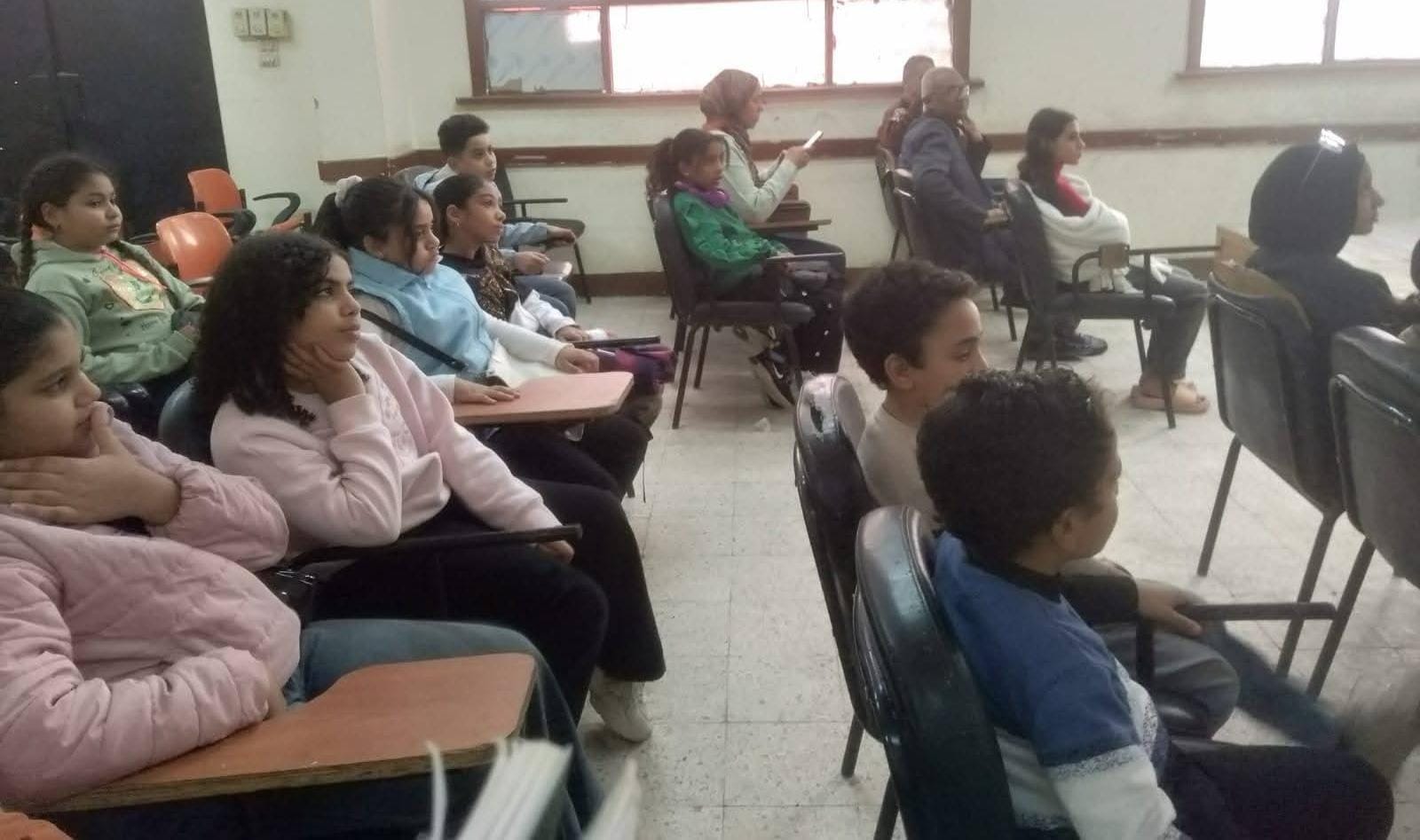 ورش أدبية وفنية لتنمية مواهب الأطفال ضمن أنشطة "جيل واع.. وطن أقوى" بثقافة الأقصر