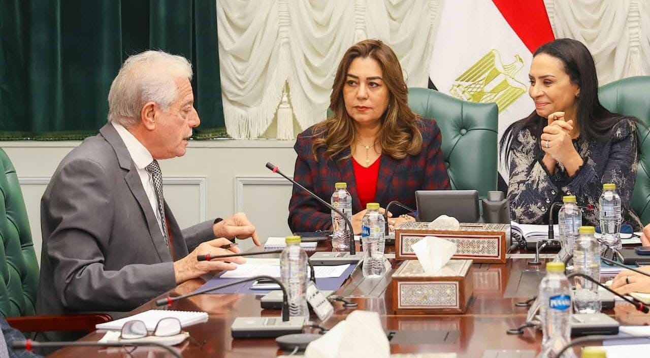 إقامة مهرجان موسع للحرف التراثية بالمحافظات
