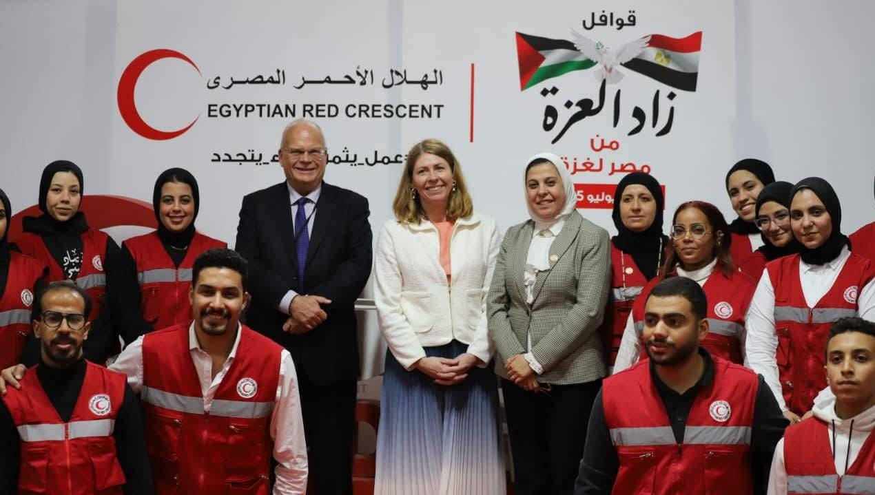 الهلال الأحمر يستقبل وزيرة الرعاية الصحية السويدية للاطلاع على جهود مصر المقدمة للفلسطينيين