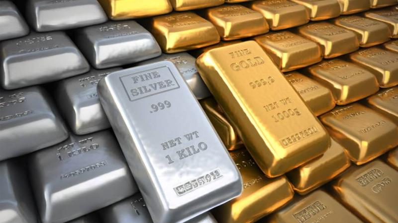 ارتفاع الذهب والفضة بدعم بيانات أمريكية ضعيفة وترقب تقرير الوظائف