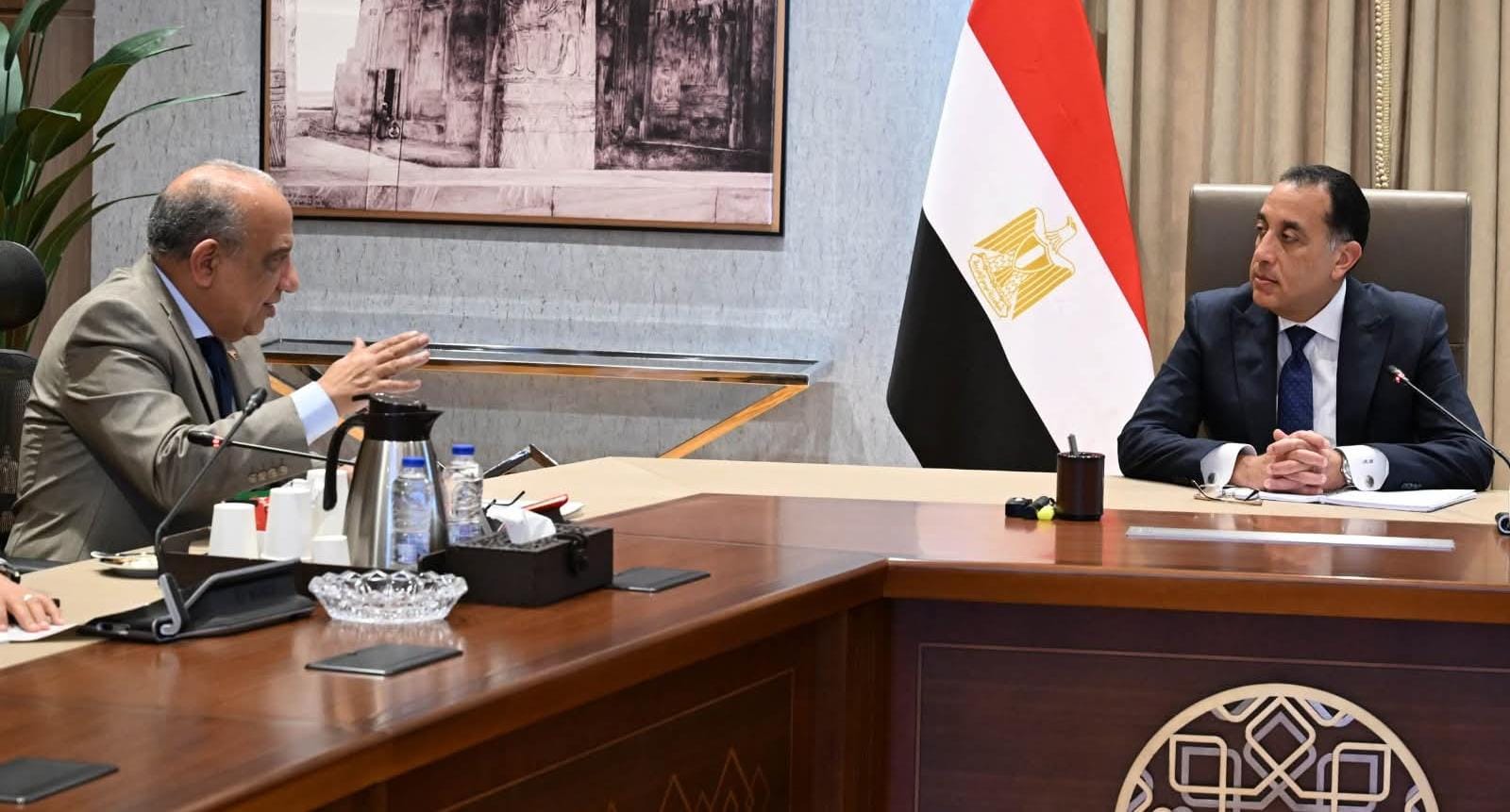 رئيس الوزراء يؤكد حرصه على متابعة ملفات عمل قطاع الطاقة بشكل مستمر