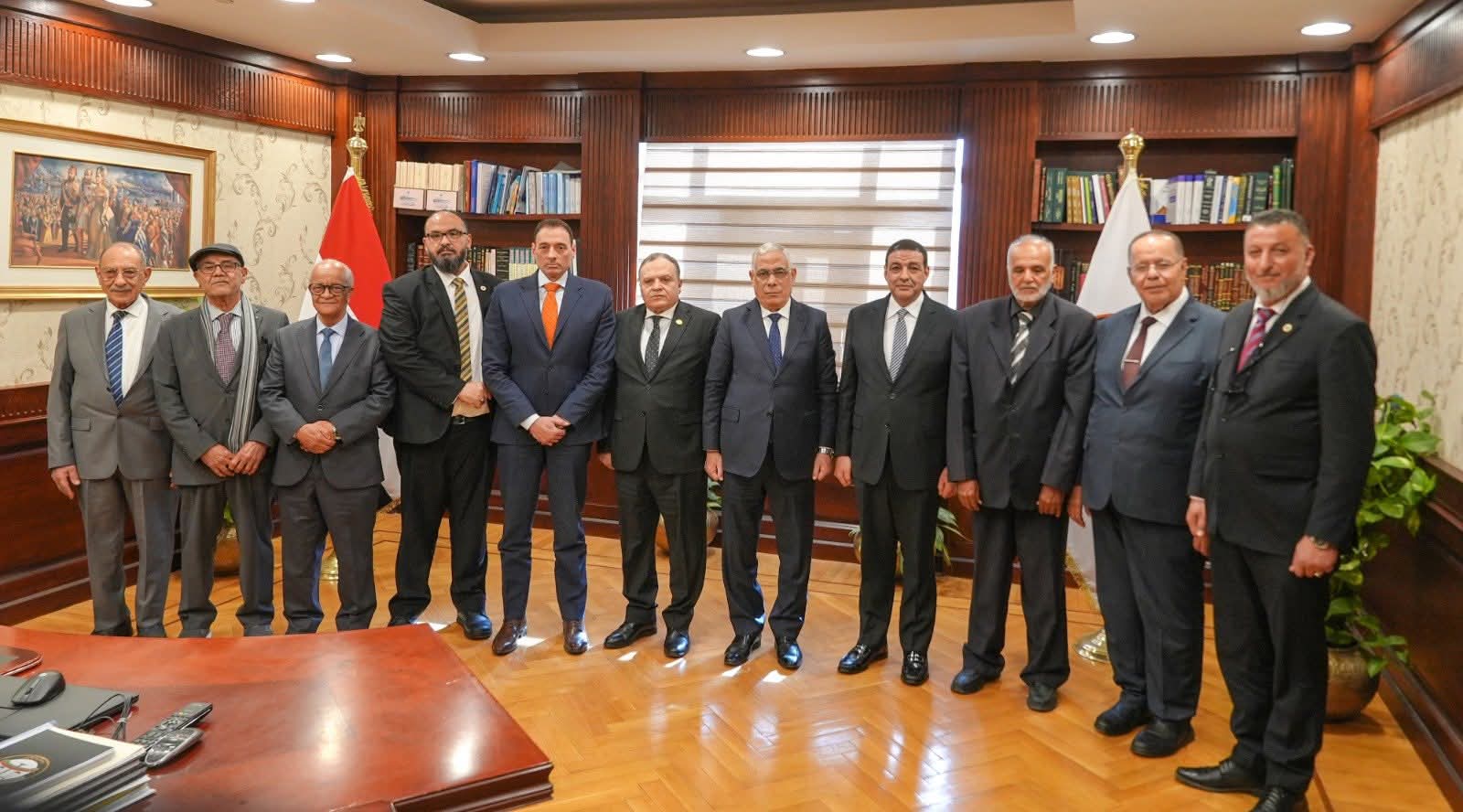 النائب العام يبحث مع وفد النيابة العامة الليبية تعزيز التعاون بين الجانبين