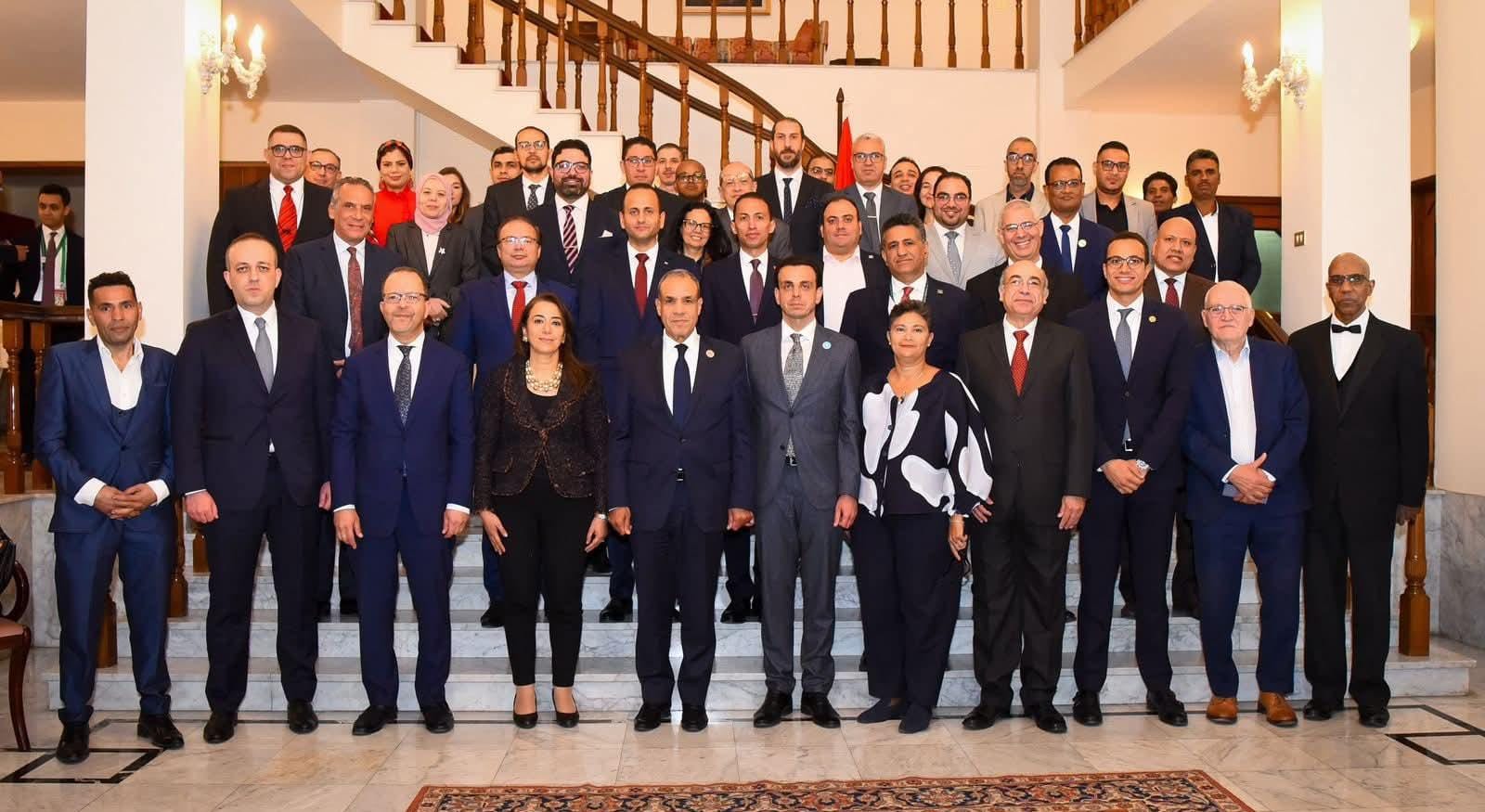 وزير الخارجية يلتقي بالجالية المصرية في أديس أبابا