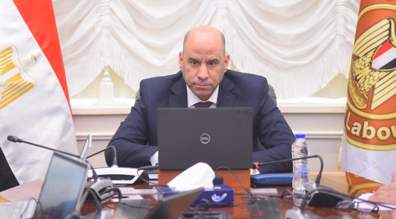 وزير العمل يعتمد صرف 331 مليون جنيه منحة رمضان للعمالة غير المنتظمة