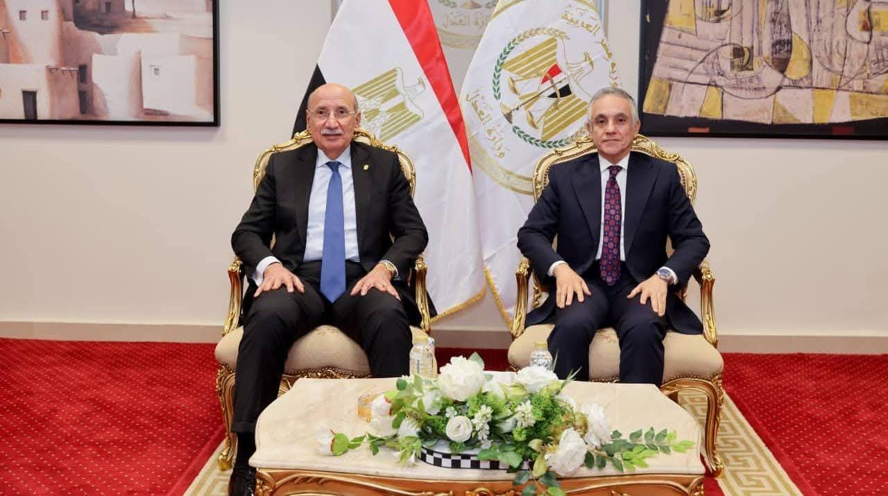 وزير العدل يستقبل رئيس مجلس القضاء الأعلى لتهنئته بتولي مهام منصبه
