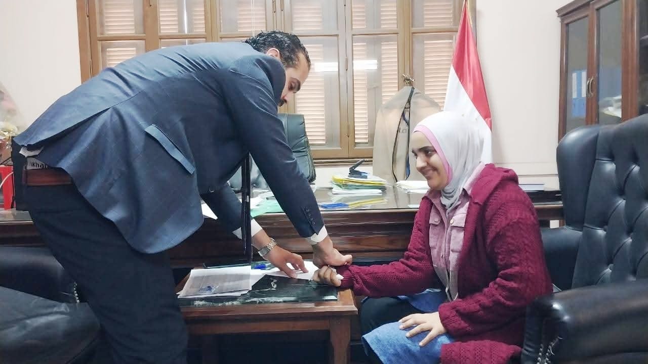 وزارة العمل توفر فرص عمل لائقة لـ 75 شاباً من ذوي الهمم بالقاهرة
