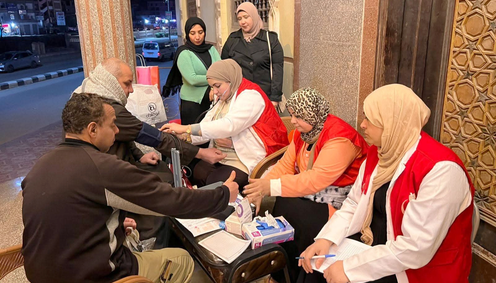 محافظة الدقهلية تطلق فرق المبادرات الرئاسية لتقديم خدمات علاجية برمضان