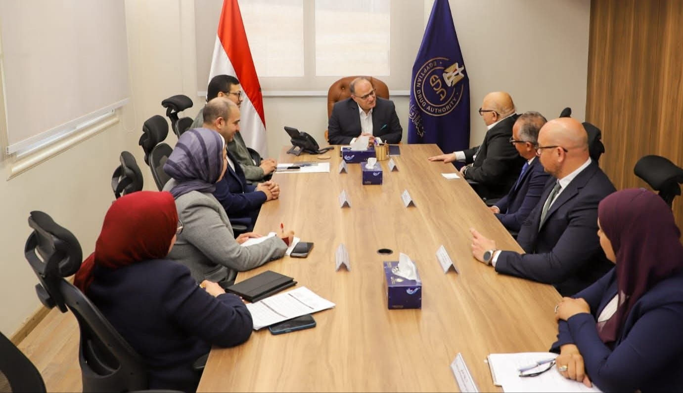 رئيس هيئة الدواء يعقد اجتماعاً مع شركة صاني فارماسيوتيكال لتعزيز التصدير الدوائي