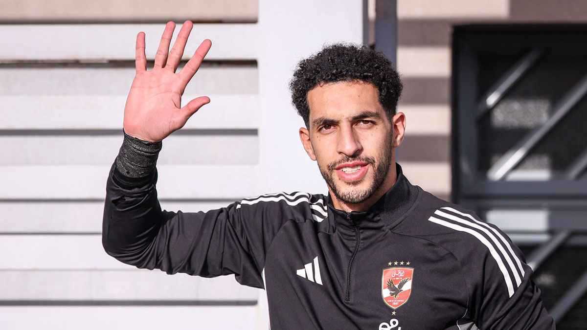 أحمد شوبير يكشف الحقائق الكاملة: لا تجديد رسمي لمصطفى.. والأهلي رفض 3 عروض لبيعه