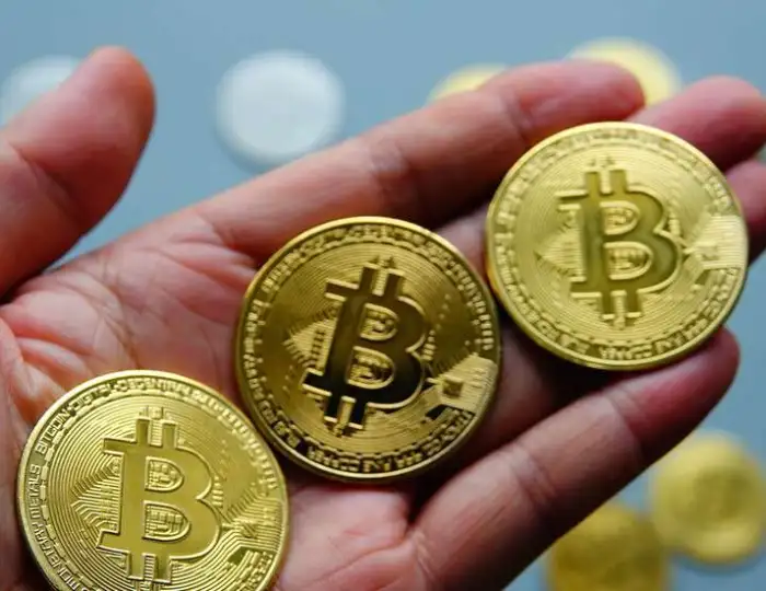 هل العملات الرقمية مثل البيتكوين حلال أم حرام؟.. أمين الفتوى يجيب