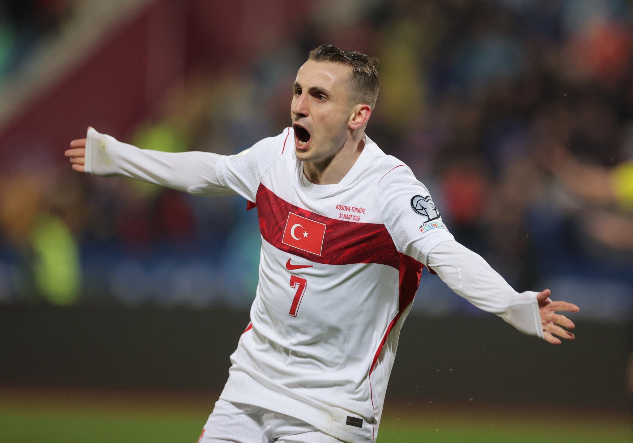 بعد غياب 24 عام .. منتخب تركيا يتأهل إلى كأس العالم بفوز صعب على كوسوفو