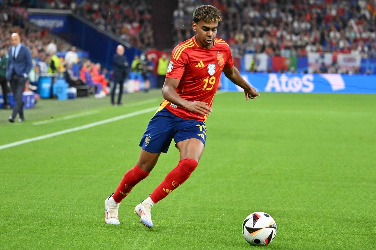 تشكيل منتخب إسبانيا لمواجهة مصر وديًا .. ثنائي برشلونة يقودان الهجوم
