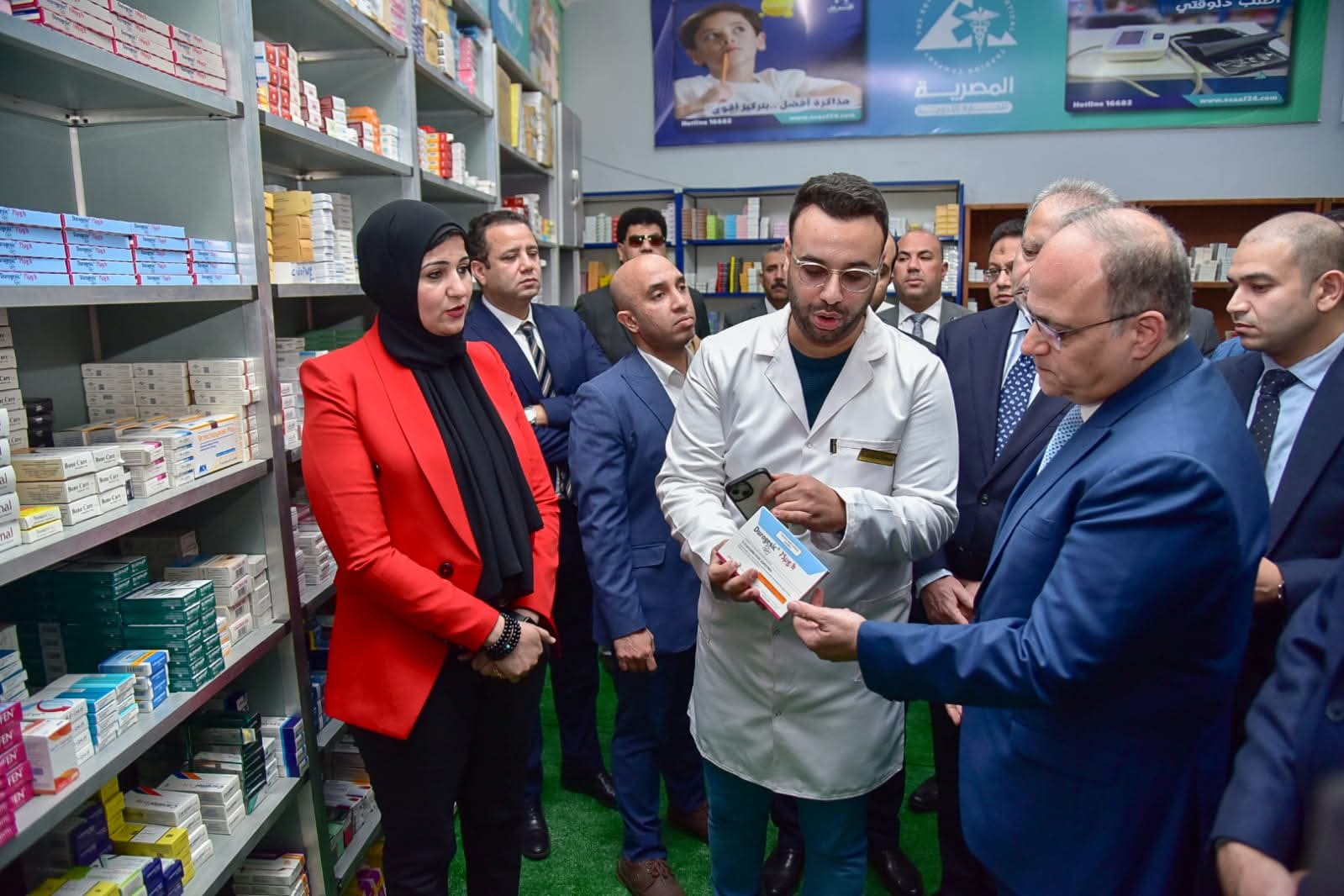 رئيس هيئة الدواء المصرية يطلق المرحلة الأولى من منظومة التتبع الدوائي بصيدلية إسعاف الجيزة