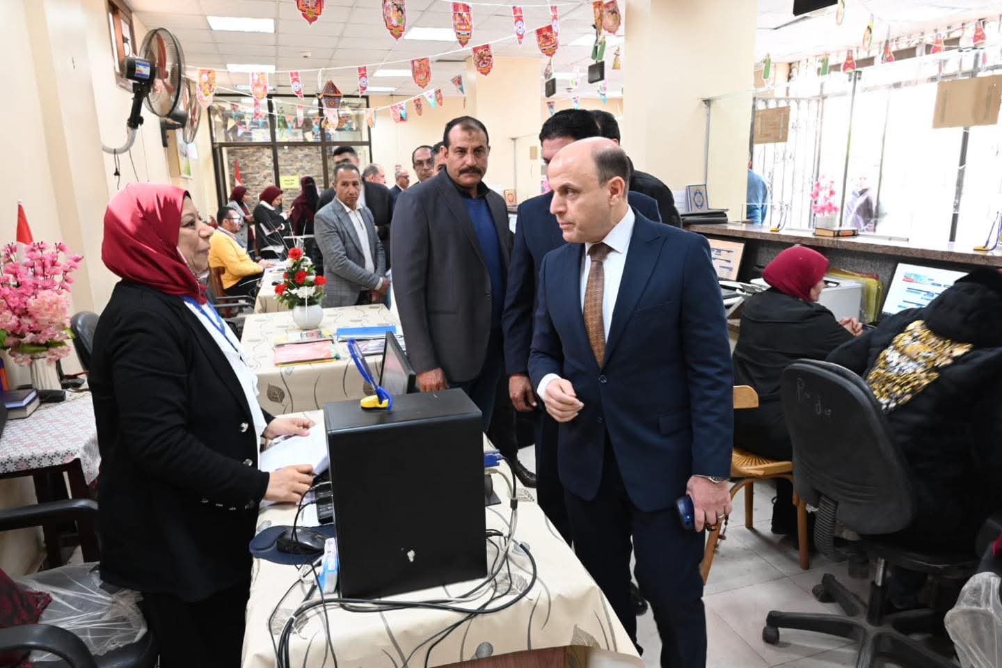 محافظ الغربية يتفقد المركز التكنولوجي بزفتى