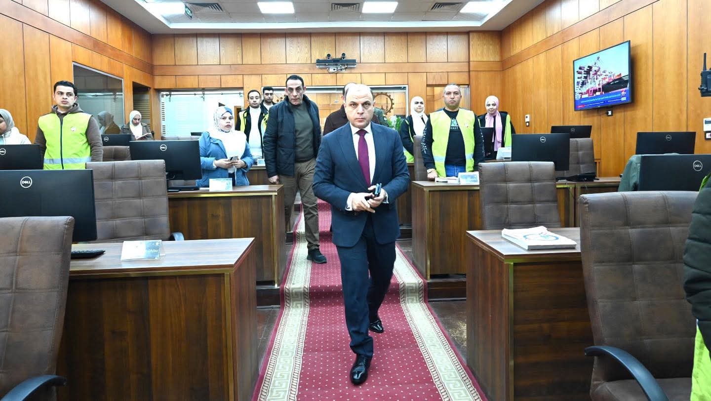محافظ الغربية يترأس غرفة العمليات المركزية لمتابعة جهود مواجهة الطقس السيئ