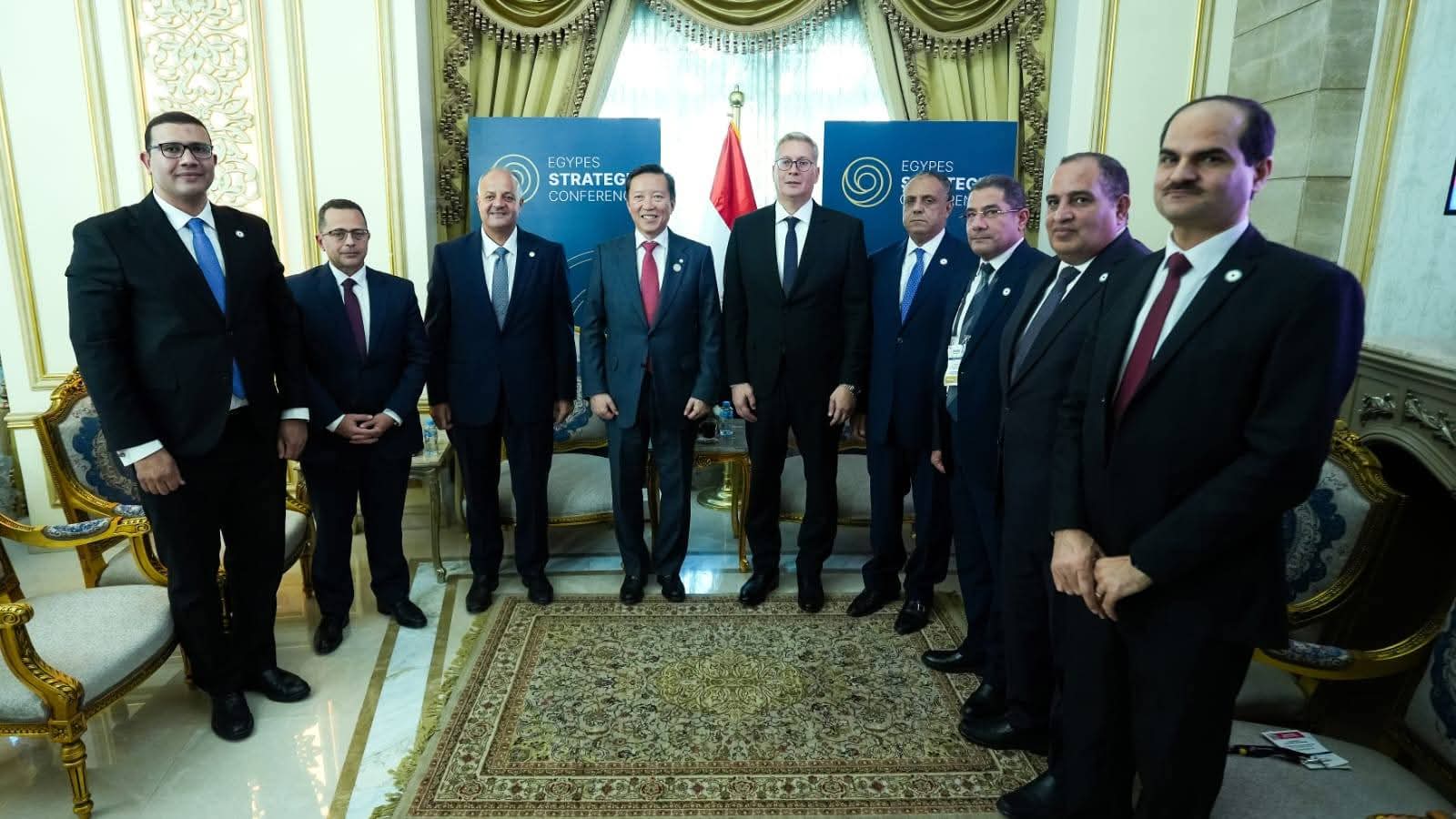 وزير البترول يبحث مع "بي بي" الإنجليزية خطط التوسع في مصر