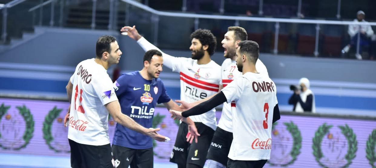 طائرة الزمالك تتأهل إلى ربع نهائي كأس مصر بالفوز على الترسانة