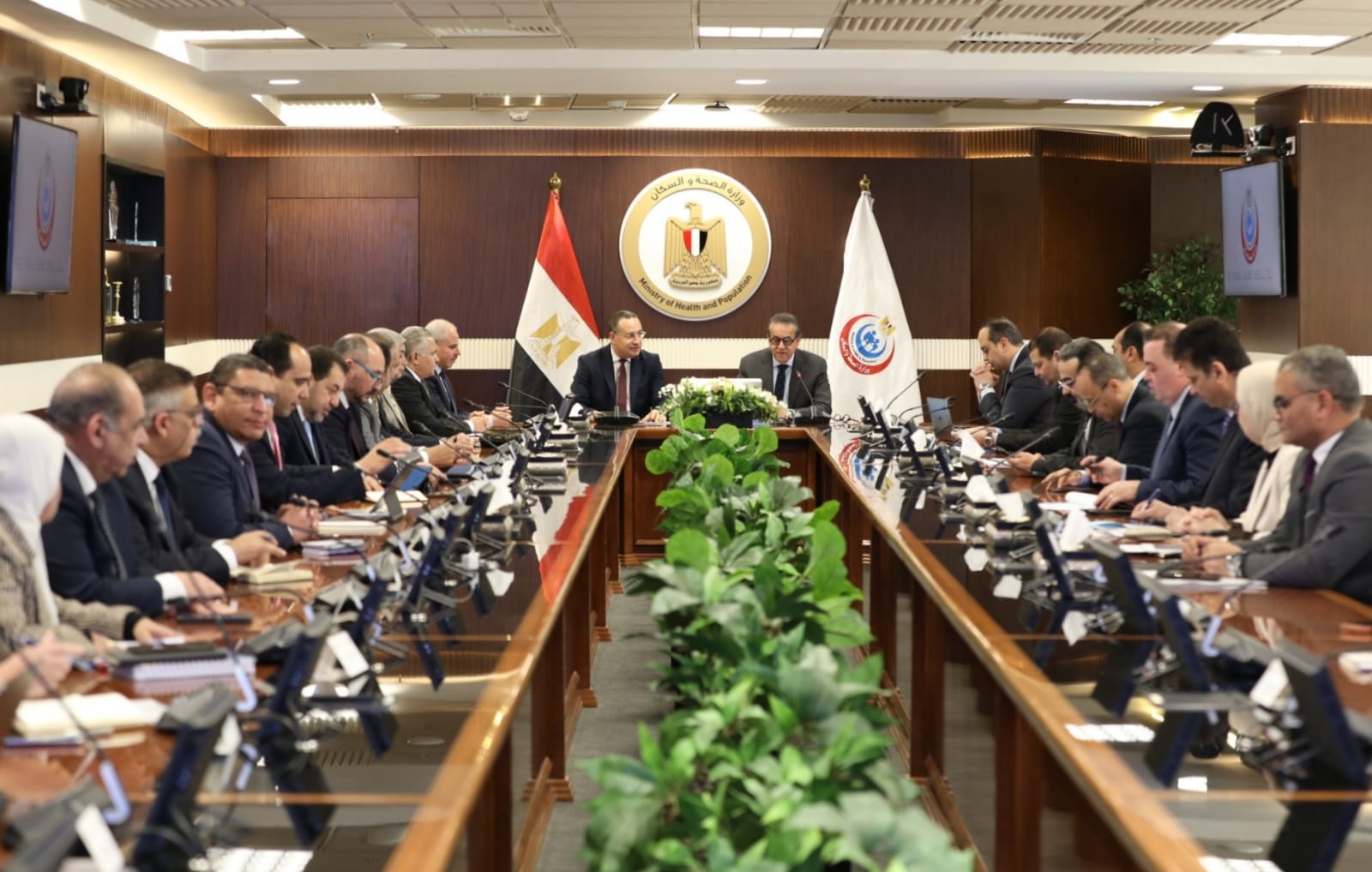 وزيرا الصحة والتعليم العالي يبحثان إدراج المستشفيات الجامعية في منظومة التأمين الصحي