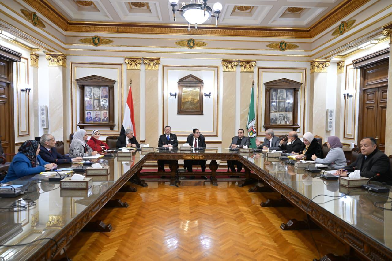 جامعة القاهرة تعلن فتح باب التقدم لمسابقة وقف الفنجري