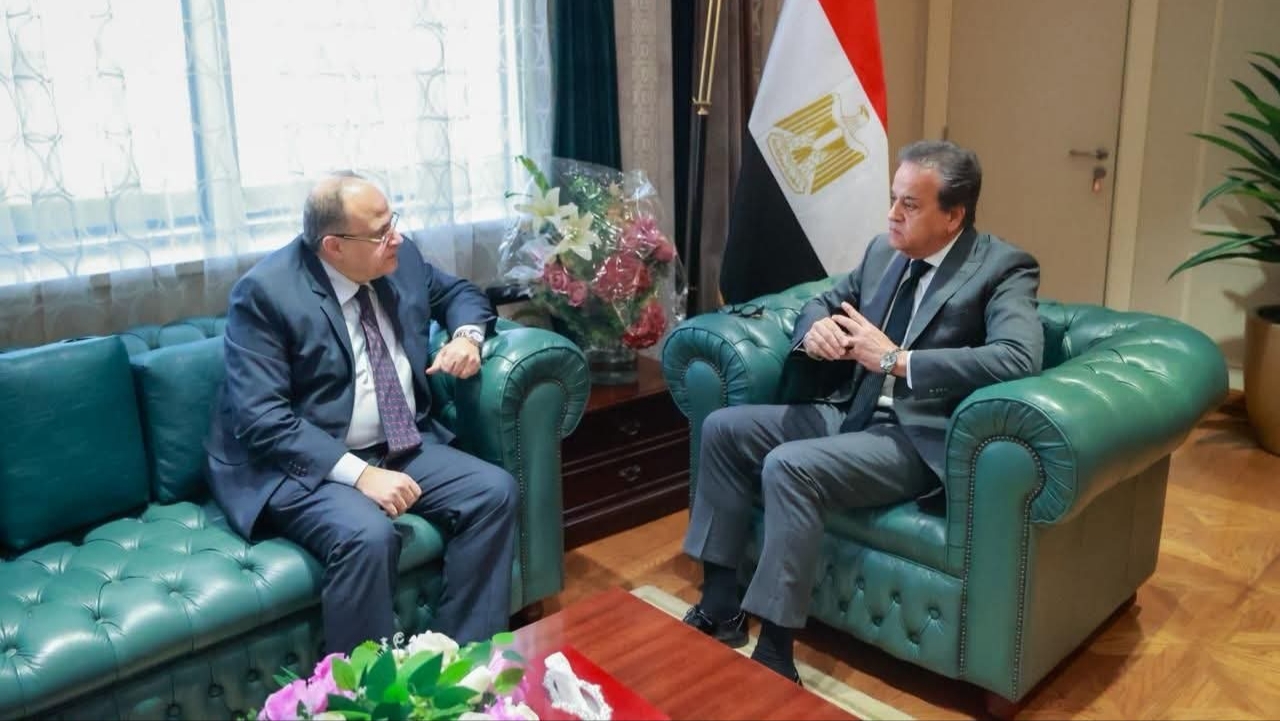 وزير الصحة يبحث مع رئيس هيئة الدواء توافر الأدوية والمستلزمات
