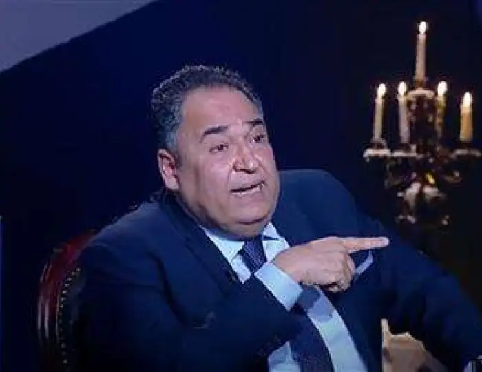 الحكومة تدرس تعليق العمل بمواعيد غلق المحلات والمولات خلال أعياد المسيحيين