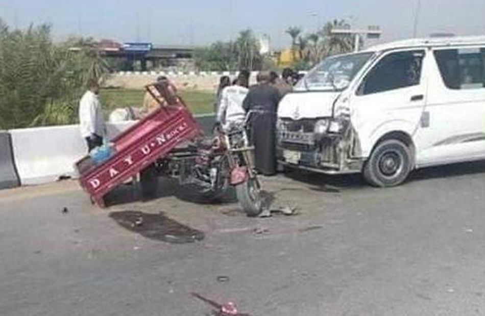 نزيف على الأسفلت.. مصرع وإصابة 14 شخصًا في حادث مروع على طريق أسيوط الزراعي