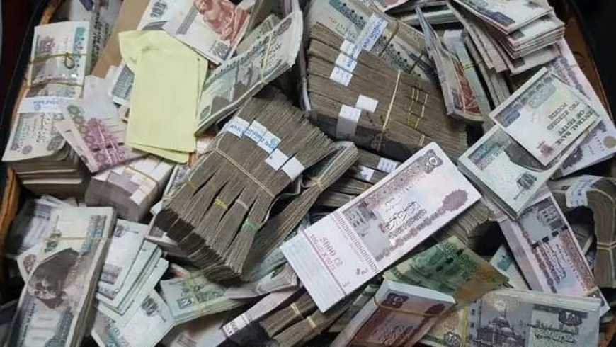 ضبط 3 عناصر جنائية بتهمة غسل 180 مليون جنيه متحصلة من تجارة الأسلحة بقنا