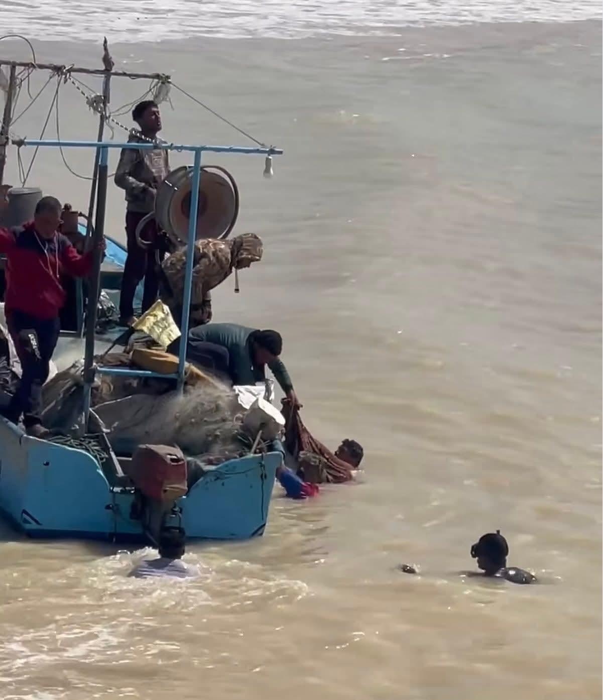 العثور على جثة طالب الصيدلة غريق بحر العريش