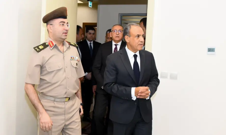 وزير الخارجية يفتتح غرفة حفظ الوثائق المؤمنة